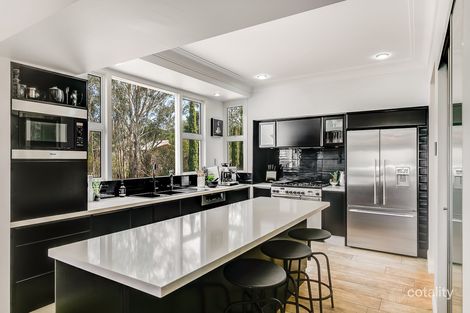 Property photo of 4 Leavy Court Middle Ridge QLD 4350