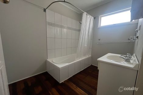 Property photo of 17 Earl Street Greenslopes QLD 4120