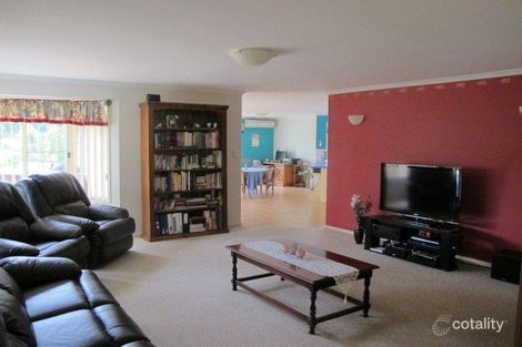 Property photo of 10 Fern Gully Place Mooloolah Valley QLD 4553