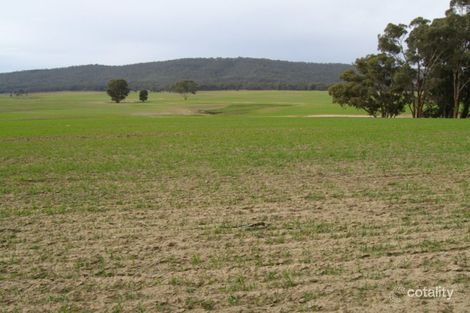 885 Scent Farm Rd, Dunolly, VIC 3472