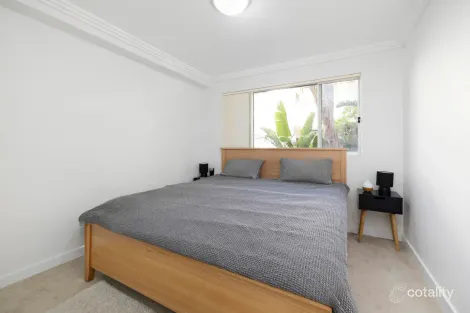 Property photo of 10/18 Redman Road Dee Why NSW 2099
