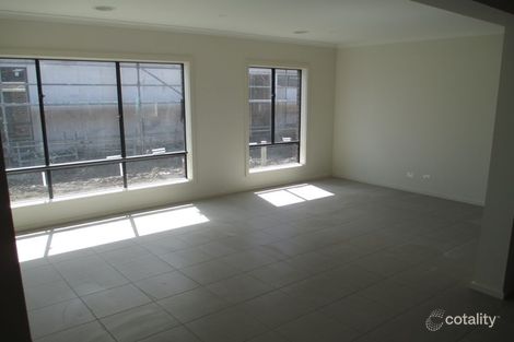 Property photo of 3 Corvette Avenue Cranbourne East VIC 3977