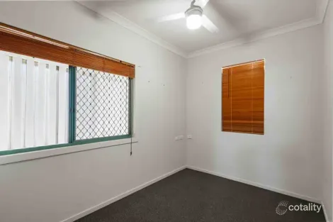 Property photo of 44 Billington Street Labrador QLD 4215