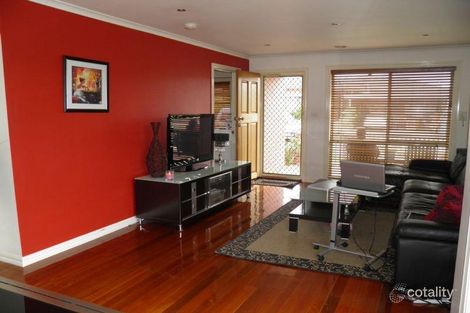 Property photo of 27 Eisner Street St Albans VIC 3021