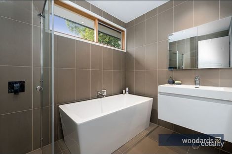 Property photo of 2/1 Darook Street Blackburn South VIC 3130
