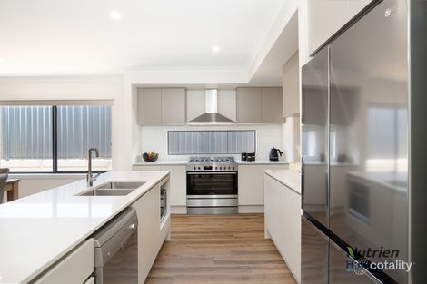 24 Yea Springs Dr, Yea, VIC 3717