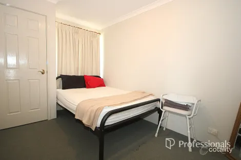 Property photo of 52 Chapple Drive Australind WA 6233