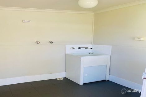 Property photo of 94 Railway Street Turvey Park NSW 2650