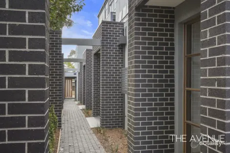 Property photo of 4/1092 Stud Road Rowville VIC 3178