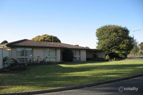 4 Malaga Cres, Wynn Vale, SA 5127