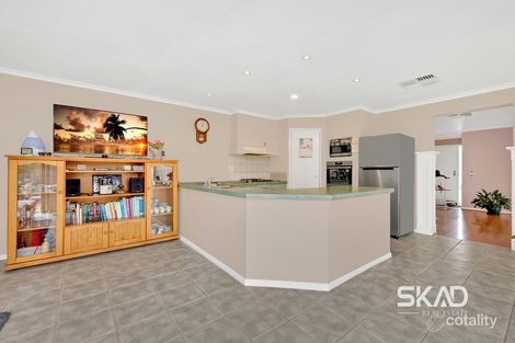 Property photo of 28 Southern Cross Drive Roxburgh Park VIC 3064