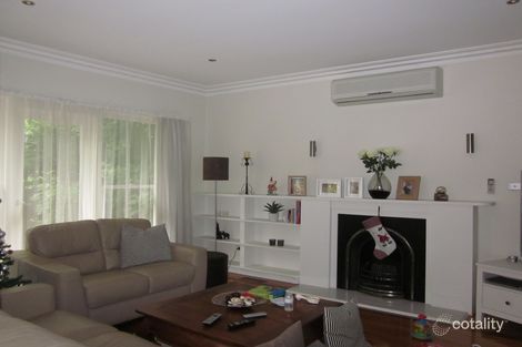 Property photo of 1/37 Surrey Road Blackburn North VIC 3130