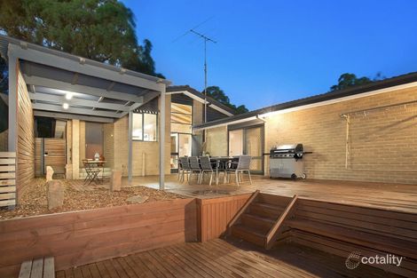 Property photo of 24 Delfin Crescent Greensborough VIC 3088