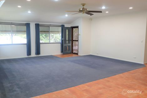 Property photo of 12 Roseanne Road Emerald QLD 4720