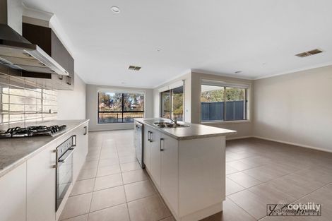 Property photo of 48 Robinson Way Yarrawonga VIC 3730