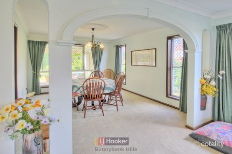 Property photo of 52 Honeysuckle Way Calamvale QLD 4116