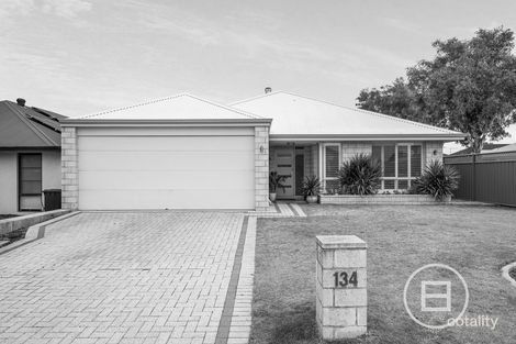 134 Thomas St, Queens Park, WA 6107