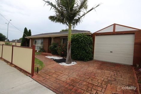 Property photo of 1 Yarcombe Crescent Craigieburn VIC 3064