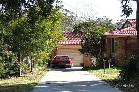 9 Dalgety Cres, Green Point, NSW 2251