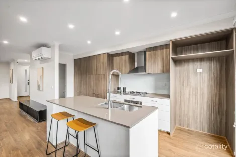 Property photo of 7 Thurra Walk Wollert VIC 3750