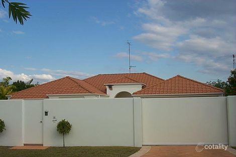 Property photo of 25 Dolphin Crescent Noosaville QLD 4566