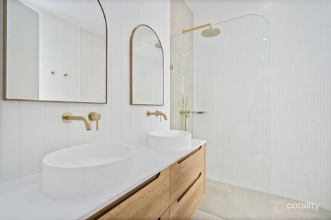 Property photo of 4/480 Coolangatta Road Tugun QLD 4224