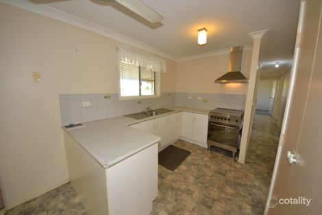 Property photo of 5 Milne Place Gracemere QLD 4702
