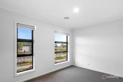 Property photo of 16 Tenor Street Strathtulloh VIC 3338