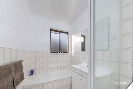 Property photo of 163 Lawrence Wackett Crescent Theodore ACT 2905