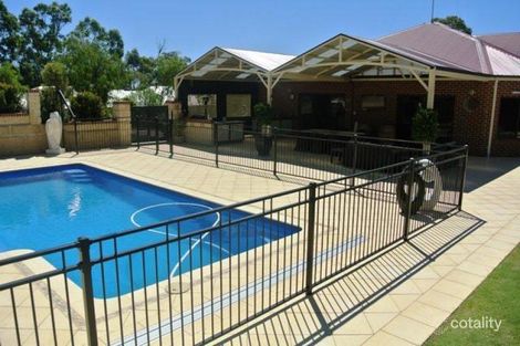 6 Little Pl, Leschenault, WA 6233