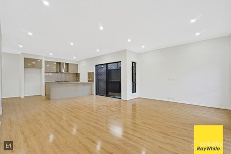 Property photo of 8 Bridport Circuit Tarneit VIC 3029