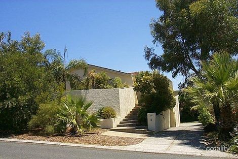 5 Campbell Dr, Hillarys, WA 6025