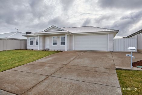 Property photo of 12 Wiveon Street Gobbagombalin NSW 2650