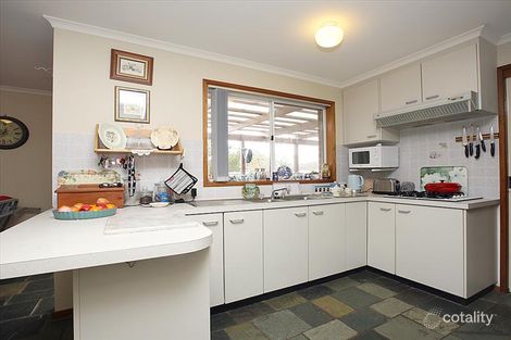 Property photo of 30 Benson Crescent Calwell ACT 2905