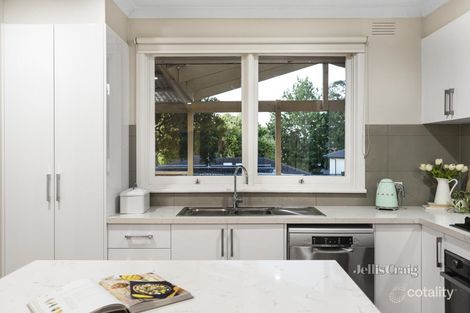 Property photo of 22 Lockhart Road Ringwood North VIC 3134