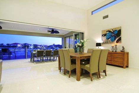 Property photo of 7 King Charles Drive Paradise Point QLD 4216