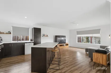 Property photo of 7 Tickner Parade Ellenbrook WA 6069