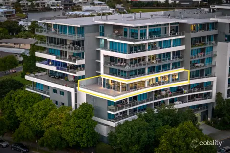 Property photo of 404/15 Compass Drive Biggera Waters QLD 4216