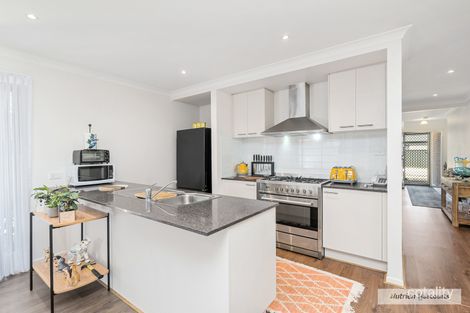 Property photo of 15 Wispering Circuit Kilmore VIC 3764