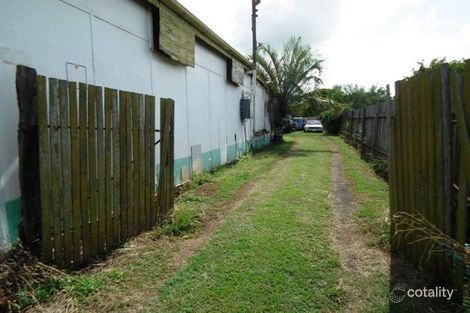 Property photo of 18 Church Street Bluff QLD 4702