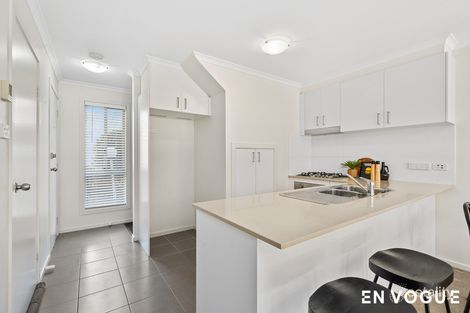 Property photo of 5/21 Clark Close Spence ACT 2615