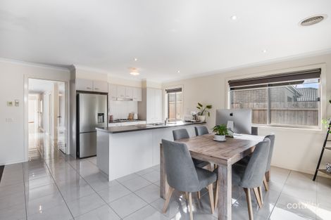 Property photo of 15 Crystall Place Armstrong Creek VIC 3217