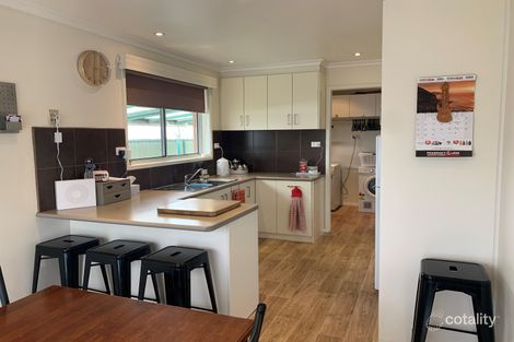 Property photo of 15 Clover Street Wendouree VIC 3355