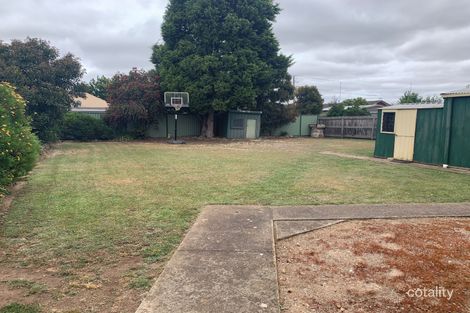 Property photo of 15 Clover Street Wendouree VIC 3355