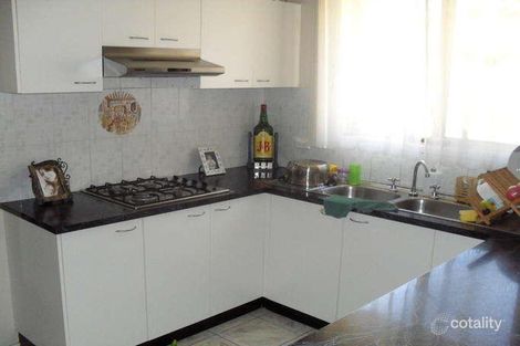 Property photo of 27 Haywood Close Wetherill Park NSW 2164