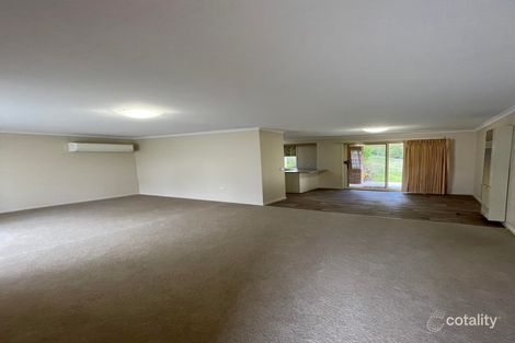 Property photo of 135 Elmglade Close West Albury NSW 2640