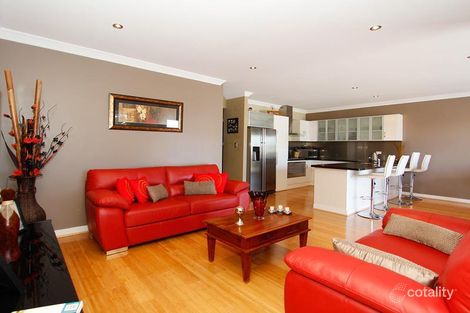 Property photo of 28 Toulon Circle Mindarie WA 6030