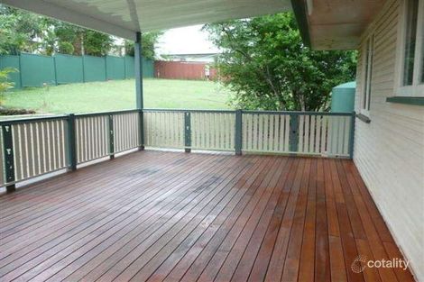 Property photo of 23 Arura Street Mansfield QLD 4122