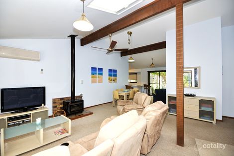Property photo of 31 Tuloa Avenue Hawks Nest NSW 2324