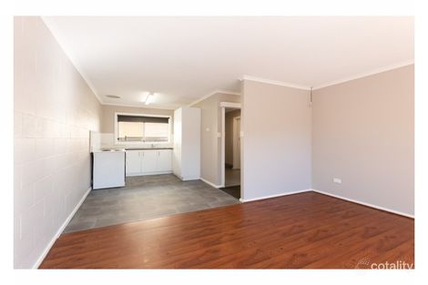 Property photo of 2/474 Griffith Road Lavington NSW 2641